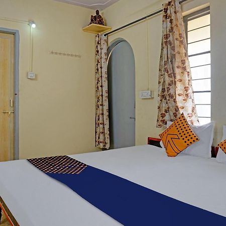 Spot On Hotel Prakash Residency, Near Hanuman Gym Ajmera Colony, Pimpri Екстер'єр фото