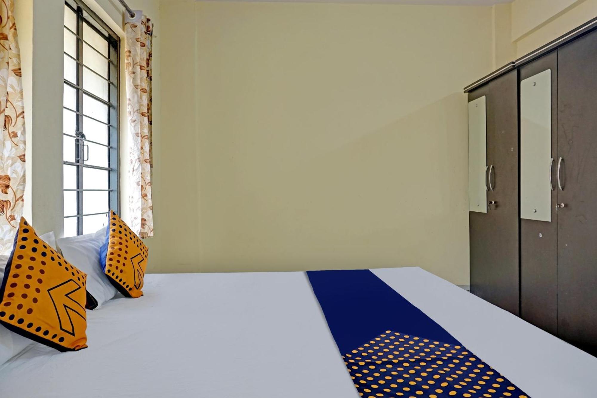 Spot On Hotel Prakash Residency, Near Hanuman Gym Ajmera Colony, Pimpri Екстер'єр фото