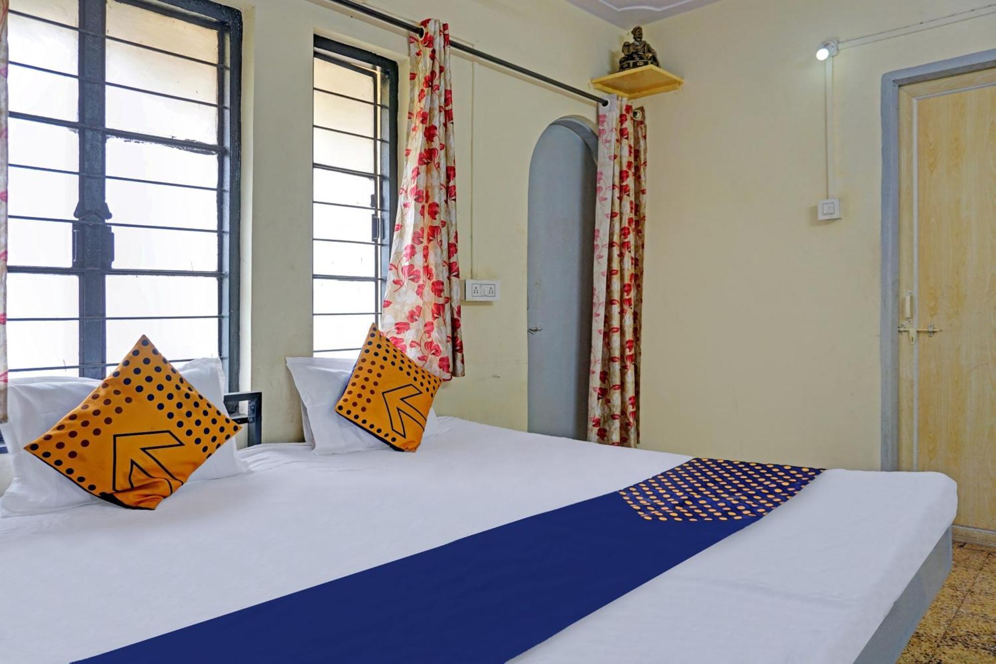 Spot On Hotel Prakash Residency, Near Hanuman Gym Ajmera Colony, Pimpri Екстер'єр фото